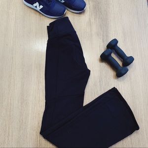 Lucy power yoga pants.